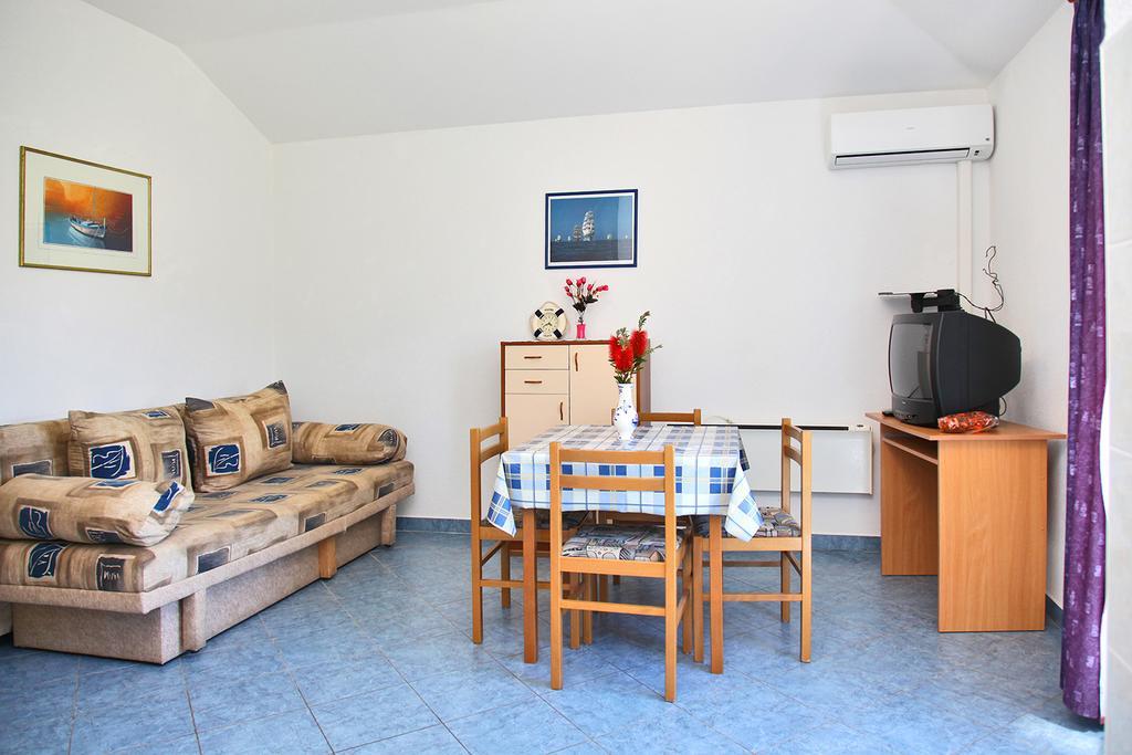 Villa Marijana 斯瑞瑟尔 外观 照片